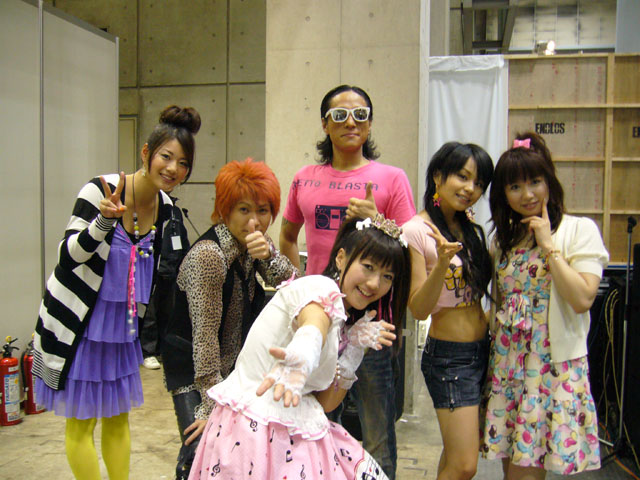 20avexliveブース #8